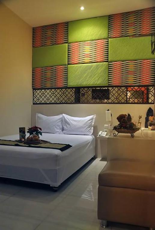 Metro House Hotel Surabaya Cameră foto